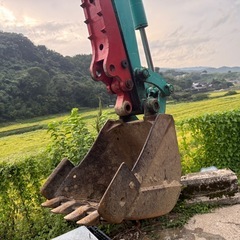 コベルコKOBELCO3tユンボ、アタッチメントフォーク付きの画像
