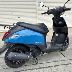 レッツ低燃費❗️高年式Fiモデル⭐️グリップ・プラグなど新品で快調⭐️まだまだ新しいモデルです⭐️50cc原付スクーター⭐️の画像