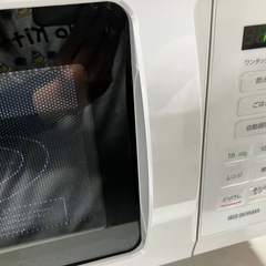 O2509-287 アイリスオーヤマ 電子レンジ KMB-F186 2022年製 通電確認済み 中古美品の画像