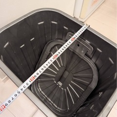 蓋付ゴミ箱(本体サイズ縦53✖️横45✖️奥行34の画像