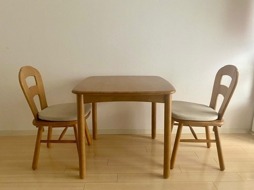 カリモク　テーブル　椅子　セット