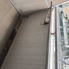 洗濯物干し　物干し竿の画像