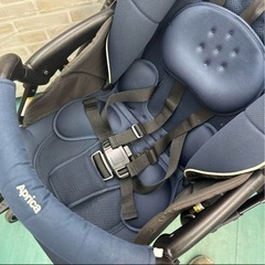 アップリカ　ラクーナクッション　ベビーカー　ネイビー　新生児からの画像