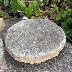 御影飛石　厚さ7cm　直径４０ｃｍ 20枚以上の画像