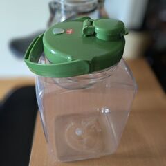 取っ手付き保存瓶　の画像