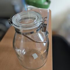 取っ手付き保存瓶　の画像