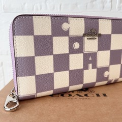 COACH 長財布　中古　ストラップ無し　訳あり商品の画像