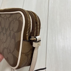 coach シグネチャー ショルダーバッグ クロスボディ レザーの画像