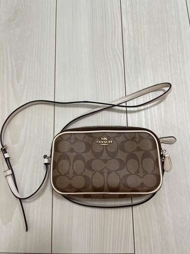 coach シグネチャー ショルダーバッグ クロスボディ レザー