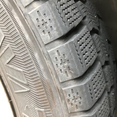 スタッドレスタイヤ　205/65R15の画像