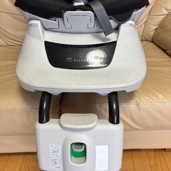エールベベ　チャイルドシートの画像