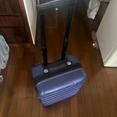 キャリーケースの画像