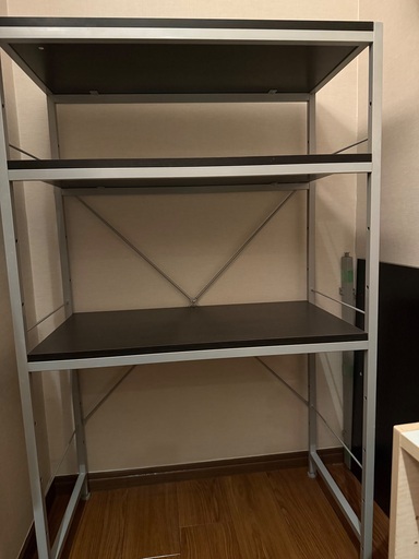 収納シェルフ