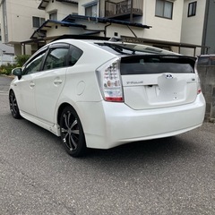 正規品ハイブリッドバッテリー交換済　30プリウス　サンルーフ付の画像