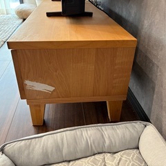 テレビボードの画像