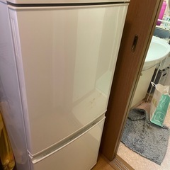 冷蔵
庫(SHARP)の画像