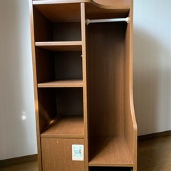 子供用ハンガーラックの画像