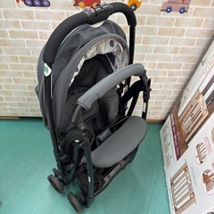 アップリカ　カルーンエアー　軽量　コンパクトベビーカーの画像