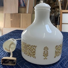 レトロなペンダントライトの画像