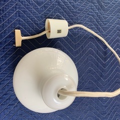 レトロなペンダントライトの画像