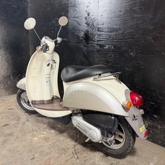 ★支払総額 4.2万円★定休日なし！いつでも現車可能です！ ホンダ クレアスクーピー シルバー AF55 4スト、集中キー！かわいい原付！ ちょっとした足に♪の画像