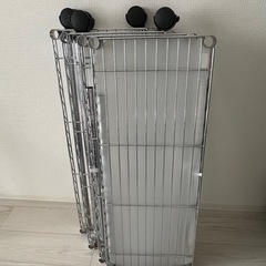スチールラックの画像