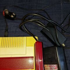 格安セット❗ニンテンドー 昔のレトロファミコン❗すぐに遊べるカセット３本、配線一式❗ソフト、本体動作確認済み❗の画像