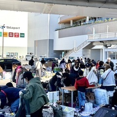 11/15(土) 海老名駅西口中心広場(ららぽーと海老名前)フリ...