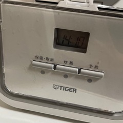炊飯器　3合　タイガーマイコン炊飯ジャー　JAJ-G550 動作品　（0）の画像