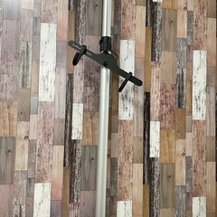 自転車2台スタンドポール　屋内の画像
