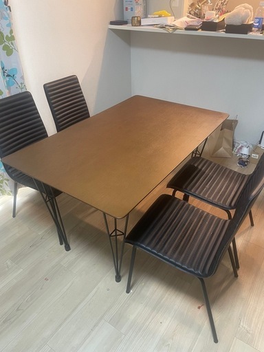 4人掛けテーブル