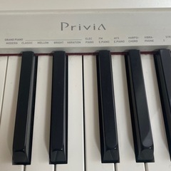 カシオ電子ピアノ　キーボード　Priviaの画像