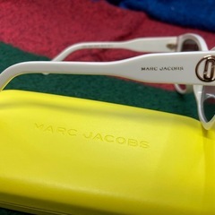 MARC JACOBS ホワイト サングラス ケース付きの画像
