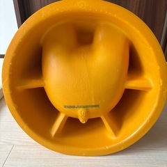 bumbo バンボ　ベビーソファーの画像