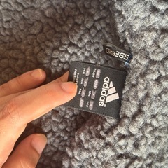 adidas ベンチコート 140cmの画像