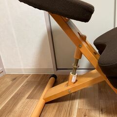 子供用　椅子（宮武製作所　姿勢矯正イス）の画像