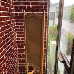 鏡付き傘立て？の画像