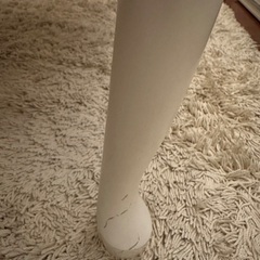 白い猫足ローテーブルの画像