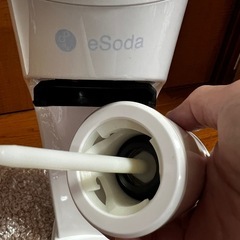 e-soda ドリンクメイト 家庭用炭酸水メーカー ホワイト ワンオーナーの画像