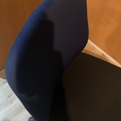 オフィスチェア　新古品　デスクと一緒なら半額の画像