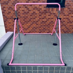 ダバダ 子供用 鉄棒 簡易組み立て 50kgまで ピンク　の画像
