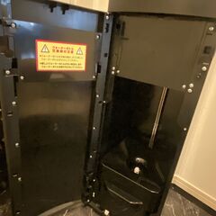 FRECIOUS slat ウォーターサーバー 温水・冷水・常温水　チャイルドロック付  傷汚れありの画像