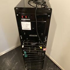 FRECIOUS slat ウォーターサーバー 温水・冷水・常温水　チャイルドロック付  傷汚れありの画像
