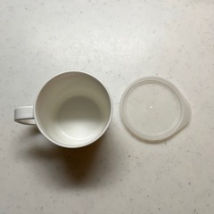 プラスチックカップ差し上げますの画像