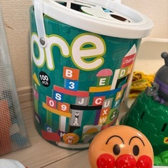 おもちゃ⭐︎コストコ、アンパンマン、トーマス、パズルの画像