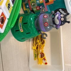 おもちゃ⭐︎コストコ、アンパンマン、トーマス、パズルの画像