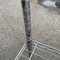 メタルラック 4段 キャスター難ありの画像