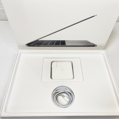  MacBook Pro 2016 1 3インチ SSD 256GB 8GB 2.0GHz Intel Core i5 の画像