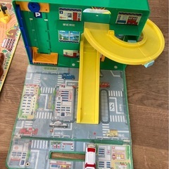 折りたたみトミカセットの画像