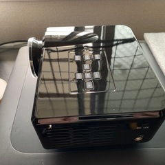 DBPOWER mini LED Projectorの画像